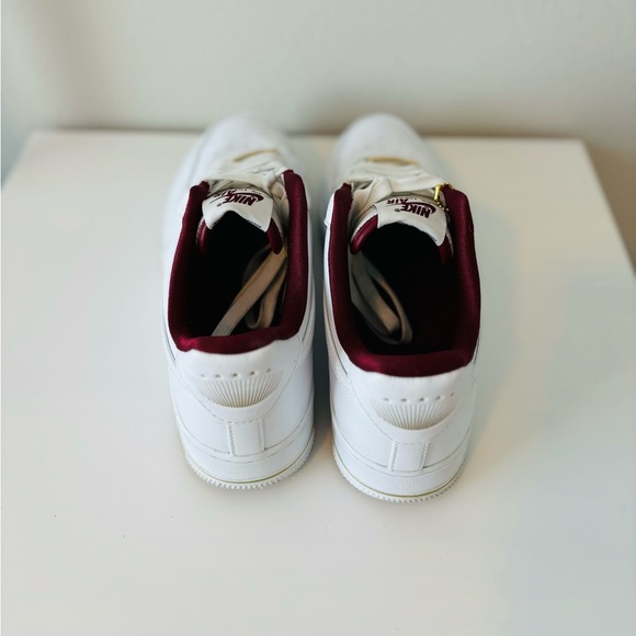 Nike Air Force 1 Men size 7 / Women size 8.5 - Picture 3 of 6